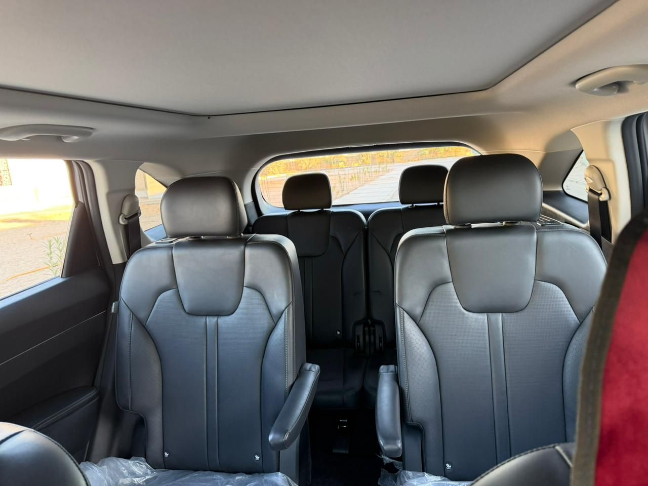 سورنتو 24 EX VIP لون سموك حادث تبديل صندوق وبارد بالجلملغات الخلفيه ماشيه ١١الف ويل ٢٠ 
بدون ايرباك صور الحادث مرفقات مع المنشور 
رقم بغداد دولي 
مكينه 2500توربو 
للاستفسار ***********
