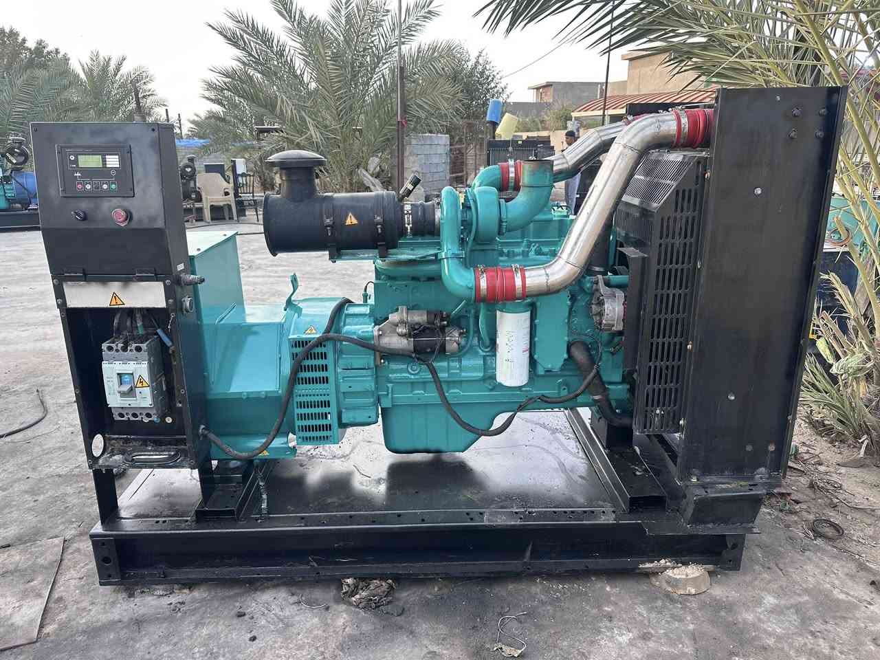 مولد كمنز امريكي 6 بستم 114 /12 ولف  200 كيفي مولد بلاديه نضام حمايه كامل مكان بغداد متوفر جميع الأحجام مولدات ***********
