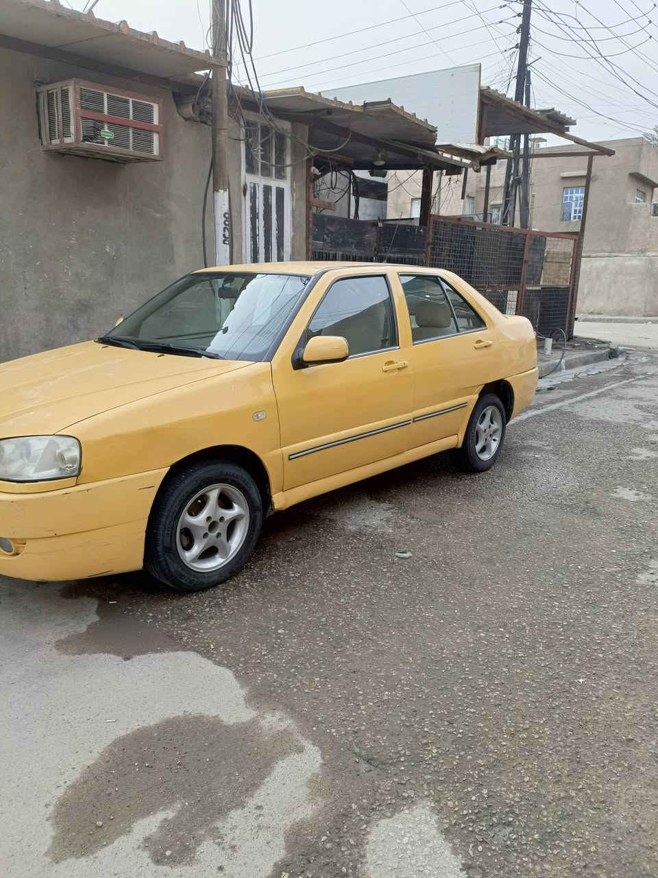 السلام عليكم للبيع شيري كوين موديل ٢٠١١ مكفولة لا ضربة ولا صبغ  بدونه خياس بلادية باسمي مصفره هيئه وغرامه محور كير ومحرك اوتوماتيك يم ليث الواسطي تخم تأير صدر امامي خلفي كله جديد مشط استيرن جديد تبريد ثلج بيه جراد واضح بالصور الجاد بالشراء يتصل وبي خير ويدلل هاتف ***********المكان الدورة
