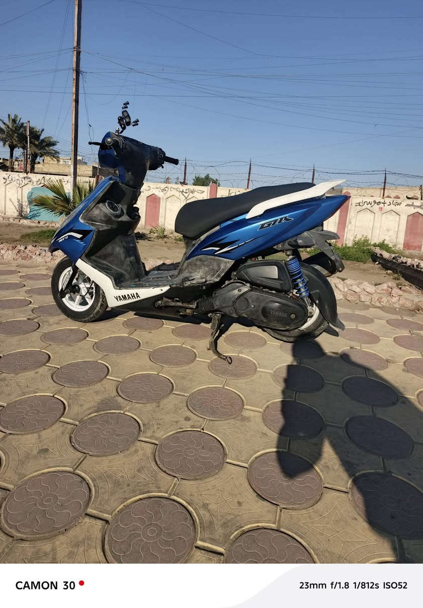 سلام عليكم جيتي ار دراجه نضيفه اي نقص مابيهة الدراجه بس الكور منضف كلشي شغال بيهة السعر ٩٥٠ وبيهة مجال كلش بصيط للشراي مكاني بغداد حي العامل ***********
