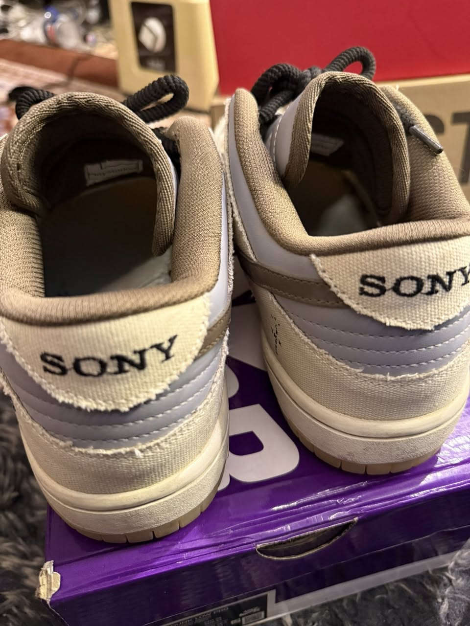 نايك جوردان لو دانك ترافس سكوت & سوني
قياس ٤٤  يلبس ٤٤ ونص هم

السعر ٣٥

متوفر توصيل بغداد والمحافظات


**إذا كنت صاحب هذا الإعلان وتريد حذفه لأي سبب، رجاءا أرسل رسالة إلى الدعم الفني**