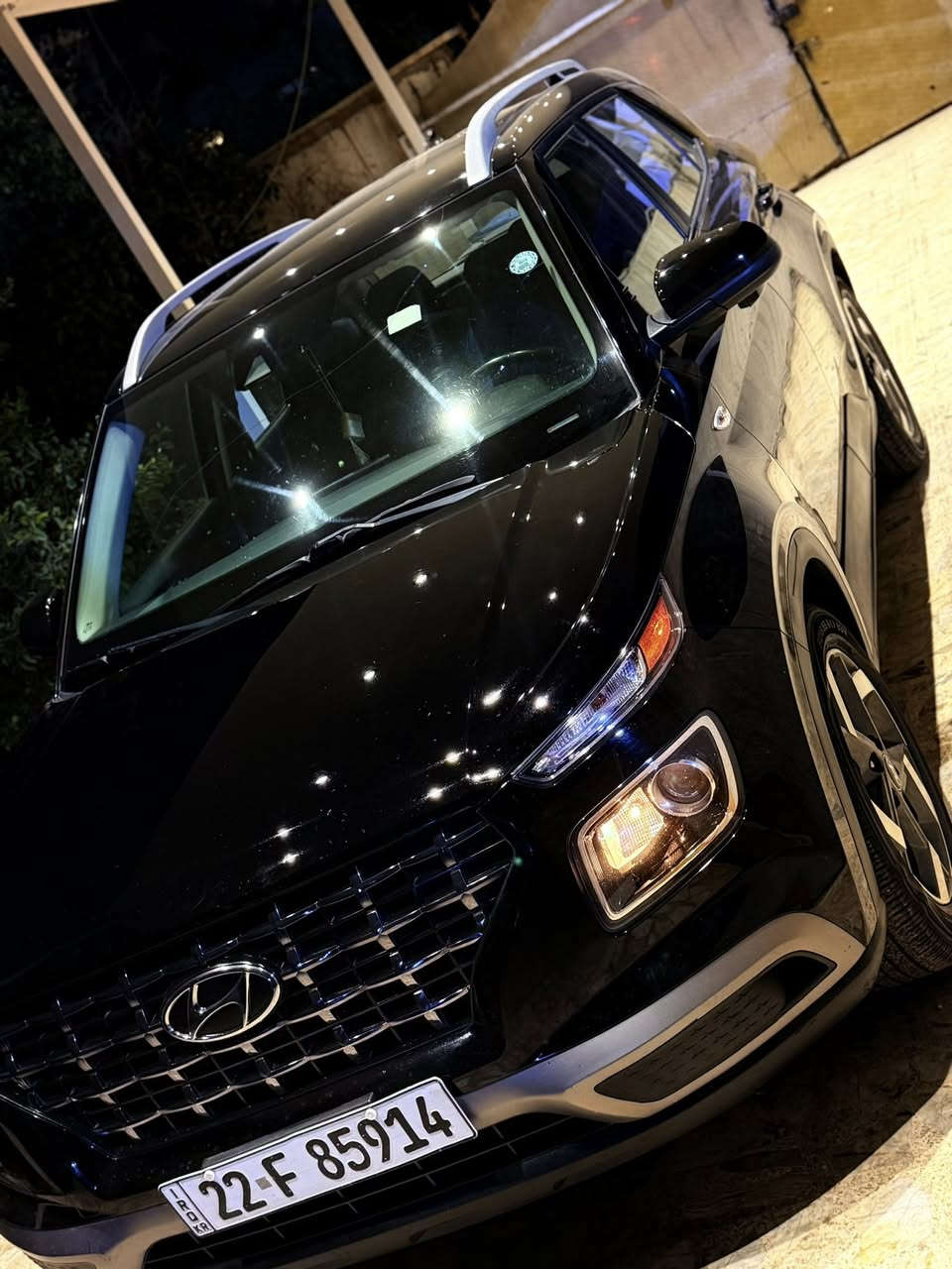 السلام عليكم
هيونداي فينو 2021 امريكي 
حادث بسيط داير الجاملغ الخلفي وربع الباب الخلفي مصلح على كدة +كلير الجنطة اجتي من امريكا باقي السيارة كفالة 
مواصفاتها 
شاشة كبيرة 
ردار امامي خلفي 
تحديد مسار 
نقط عمياء 
درايف مود 
كامرة دوارة 
باقي المواصفات معروفة 
السيارة جديدة وحلوة بدون اي نقص 
كير مكينة صدر تبريد كلة جديد 
ماشية 60 الف رقم أربيل الجديد وكالة تحويل حاظر 
السعر 118 ورقة وبيها مجال بسيط 
مكان السيارة بغداد 
***********
