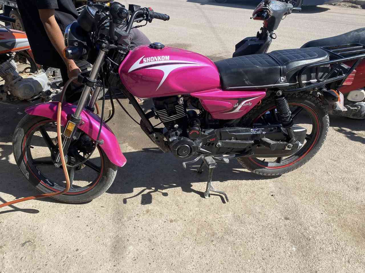 للبيع
موديل ٢٥ 
***********
