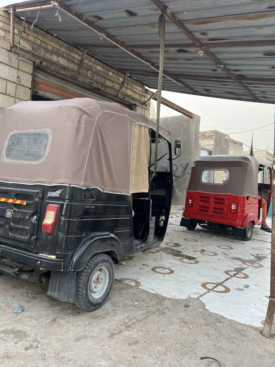 السلام عليكم
للبيع مديل 20 جاهزه من كلشي احله من الصوره 

(اوراق اوراق اوراق) اصولي  اتكفل باصولياتهاا 

مكانها ناصريه الفضليه  (مكلف بلنشر ) السعر يم راعيها 

رقم راعيها(***********)
