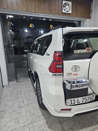 ابرادو 2022 TXS سبعينيه ماشيه 73 الف محرك 4000 فتحه مري شفط تشغيل عن ب...