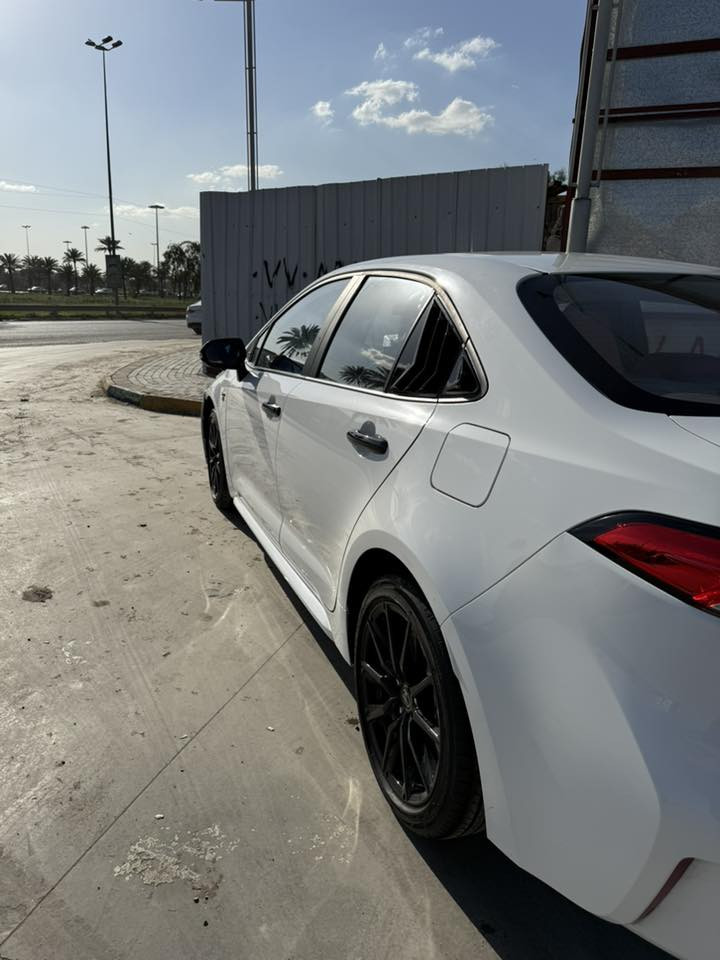 السلام عليكم
للبيع: كورلا هايبرد GR
موديل:2025
ممشى:16000كيلو متر
 بيها فقط ضرر بسيط بالدعامية الامامية وموضح بالصور 

للاستفسار عن السعر الاتصال على الرقم الاتي

***********
