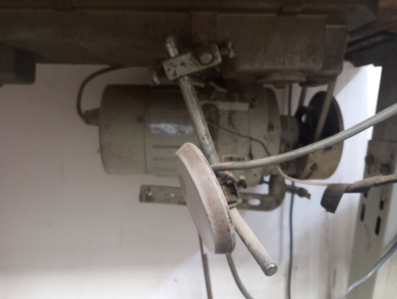 مكينه للبيع جاك سعرها 250مكلف بلبيع صاحب مكينه رقم ***********
