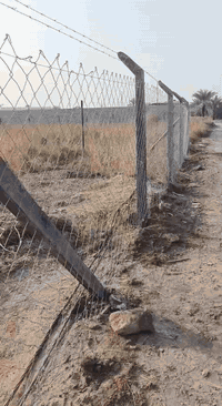 #الجدية قي العمل شعارنا جانب من عملنا 200 متر.. و 400 متر و 1 دونم.. 2 دونم.. 
 0783 815 0633  📞  ***********

نفخر بتقديم أفضل خدمات تجهيز وتركيب أسيجة الـ BRC وفق أعلى المواصفات والجودة العالمية! 💯
🔧 خدماتنا متوفرة في جميع محافظات العراق، لنكون دائمًا الأقرب لكم.
💸 أسعارنا تنافسية، تبدأ من 5 آلاف إلى 9 آلاف دينار للمتر حسب النوعية المطلوبة.
🌟 نطمح دائمًا لعمل الخير ونسعى لتلبية احتياجاتكم.
حدد مساحة الأرض والموقع واترك الباقي علينا!
📞 للطلبات والاستفسارات راسلنا من الزر اسفل المنشور او على الارقام
📞 *********** الاتصال
📞 ***********‬‏ 
🕒 متواجدون لخدمتكم 24/7! لا تترددوا في التواصل معنا عبر الزر أسفل المنشور.
