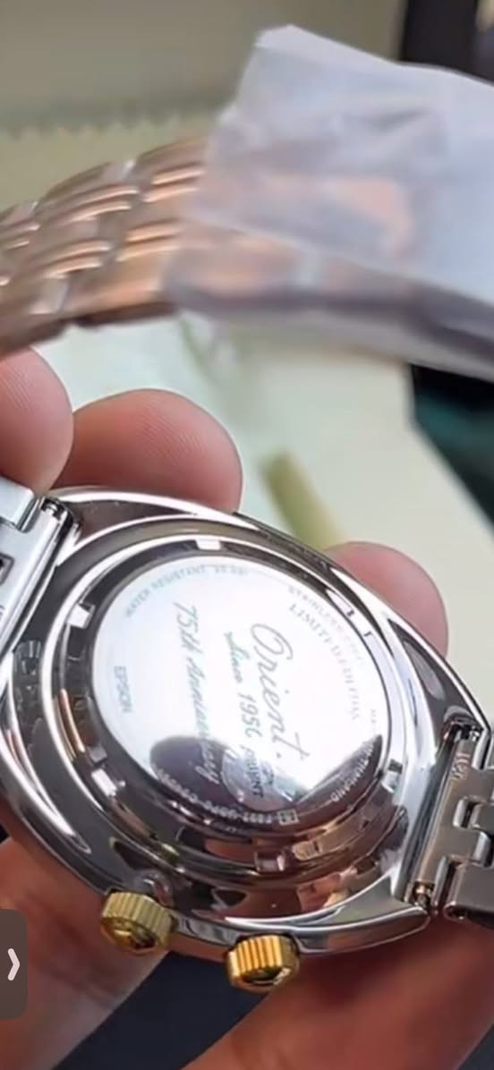 السلام عليكم شباب يمي عالم ثاني بعالم ساعات اورينت اصلي وكاله اصدار خاص ساعه ريتيل ساعه 750$بالوكاله السعرخاص اواتصال واتساب ***********
