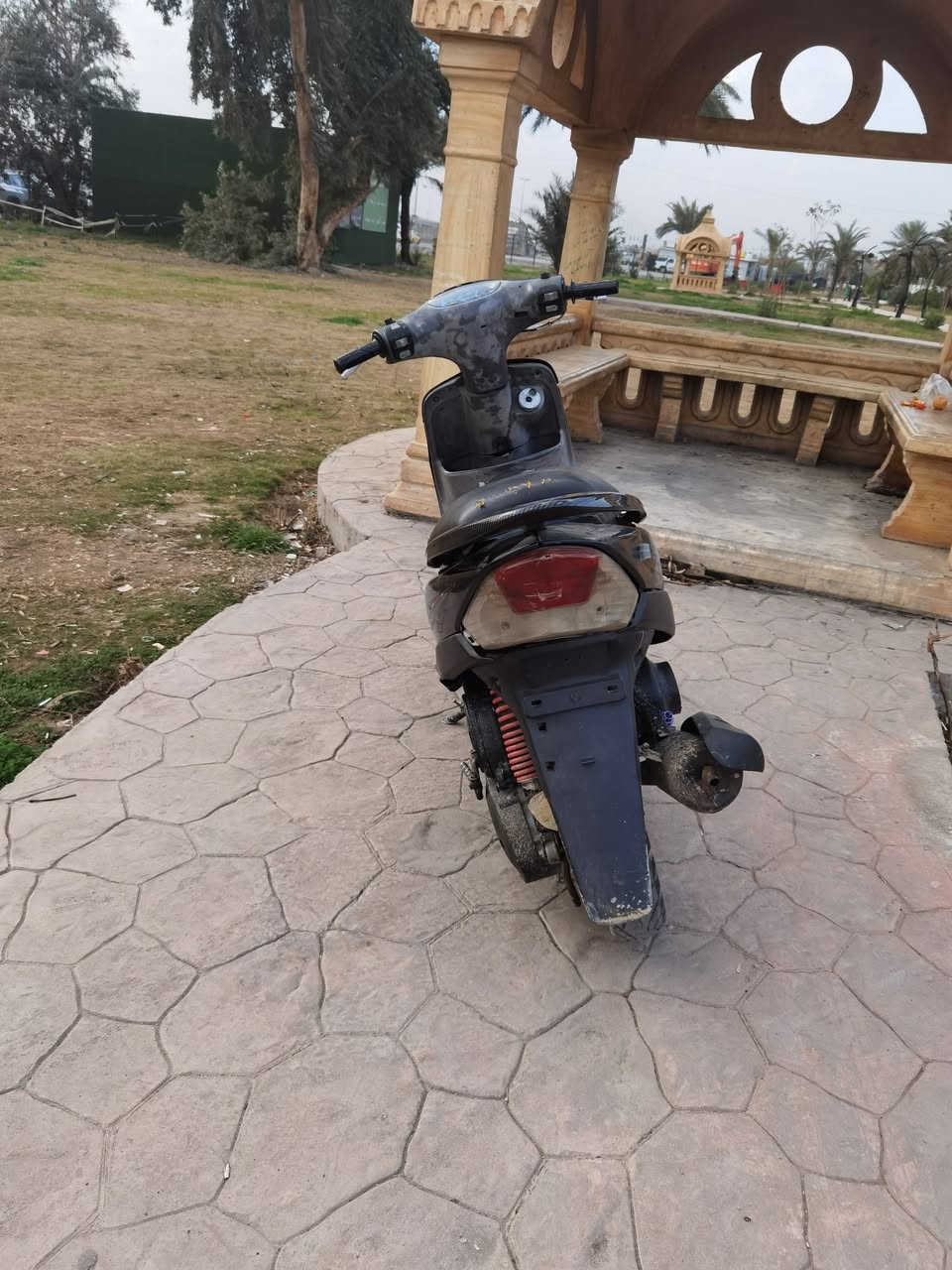 السلام عليكم
ماكس منغولي سلف هندر الولد الاشتريتها منه مجفتها مرة وحدة وتجفيت تقريباً ب125 وآل دراجة حالياً عندي خير من الله بالمشي ما بيها تبخير ولا دخانة كفرات نضيفة دراجة تجي تشوفها وتقنع كلش يلة تاخذها اريدها قفل ب350 مكاني بغداد الحبيبية رقمي ***********
