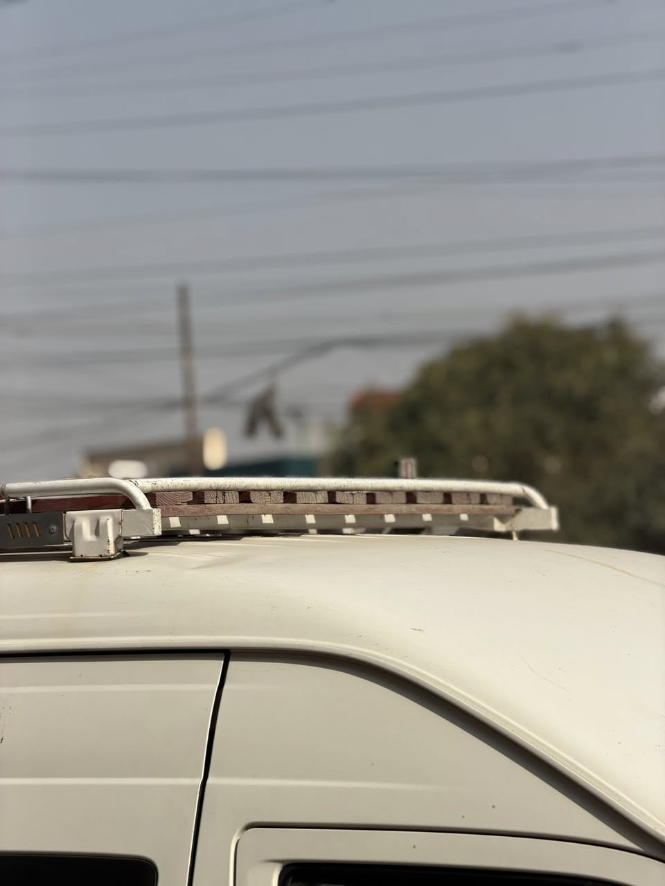 سلام عليكم سيبايه هايسه عمل دريد سيبايه نصبه كلش حلوه ونضيفه سعر 250  الرقم***********
