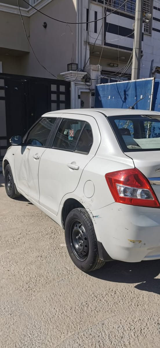 سلام عليكم للبيع 
سازوكي دزاير ٢٠١٧ 
طخات بيها ع وضعها كير مكينه تبريد 
مكفولات تخم تاير 
السعر بدون رقم ٦٠ اذا مرقمه ٨٠
بغداد الحريه 
مكلف بالنشر اتصال على رقم 
*********** مصطفى
