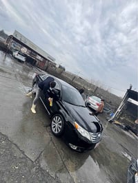 أفالون ٢٠١١ • استيراد دبي • جلد كامل