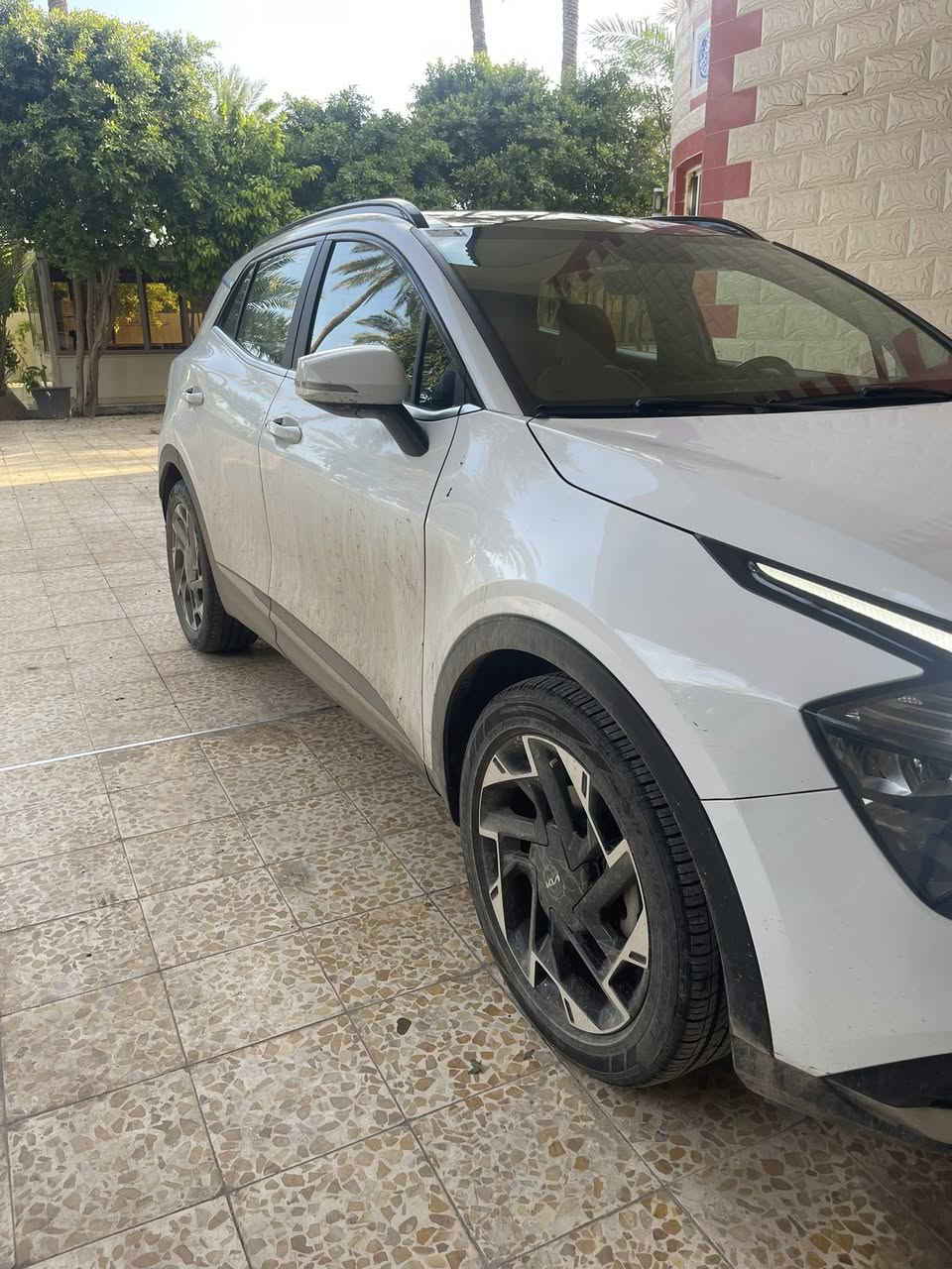 سلام عليكم
سبورتج خليجي 2023 وكالة النم
ماشيه 48 الف كليو 
مواصفاته 
فتحه سقف بانوراما 
جنطة كهرباء 
تحكمات المقاعد كهرباء
و مقاعد تدفئة 
تحكمات مقود و مثبت سرعه 
حساسات امامية و خلفية 
عدد البصمات ثنين 
السياره بيه بوارد بسيطه و باقي السياره مكفولة كفاله عامه
رقم اربيل و تحويل ثاني يوم
سعره 227 ورقه و قابل للتفاوض 
مكان السياره بغداد الكاظمية 
***********
