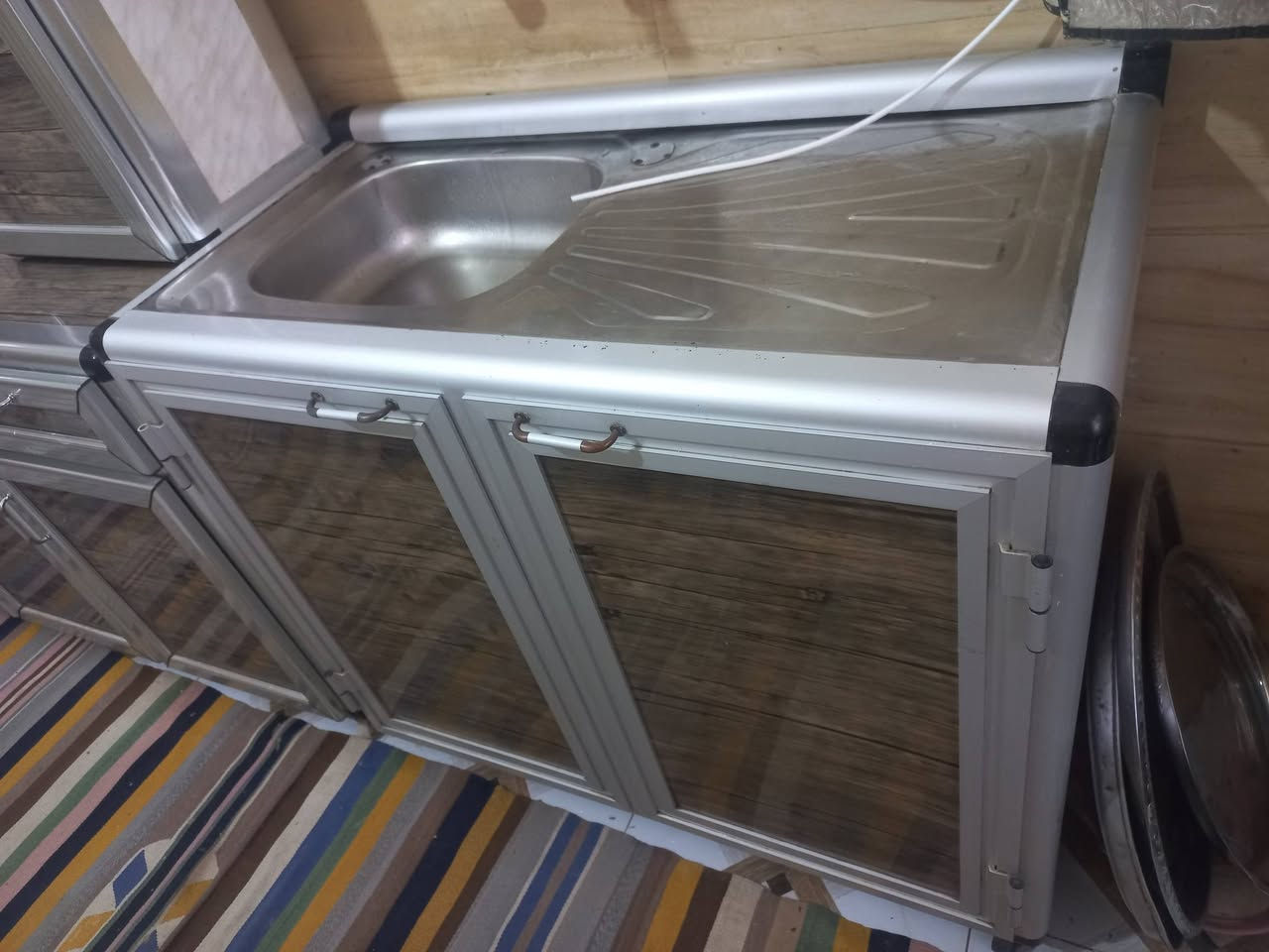 كاونتر نضيف
كاونتر 3 قطع نضيف للبيع افحص يلا تشتري. 
للتفاصيل اكثر المراسله على الواتساب 
***********
