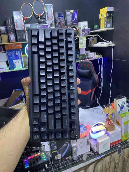 وصل الاسطوره ال KEY82 كيبورد كيمنك ميكانيك خرافي بيه عدت مودات ارجيبي تايب سي قطعه نضيفه90‎%‎سعر35الف متوفر توصيل لجميع محافظات العراق للتواصل خاص او واتساب ***********
