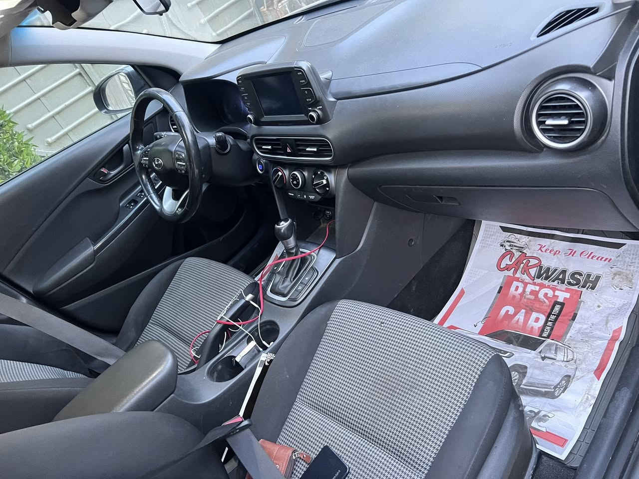 سلام عليكم  كونا موديل 19ماشيه67مواصفات رادار جانبي كشنات تدفئة بصمة. ابواب وتشغيل رادار انحدار شاشة اعطال شاشة جبيرة صدر جديد شاشة كاربلي مكينة2000دوش المرغوب حادثه موجود بلصور وبلعراق اثر شخط بصفحة السايق بلبابتين ومرشوش حادثه خفيف وحلو سياره جاهزه من كل سعره125مكانه بغداد العبيدي حي الرئاسه
هاتف ***********
