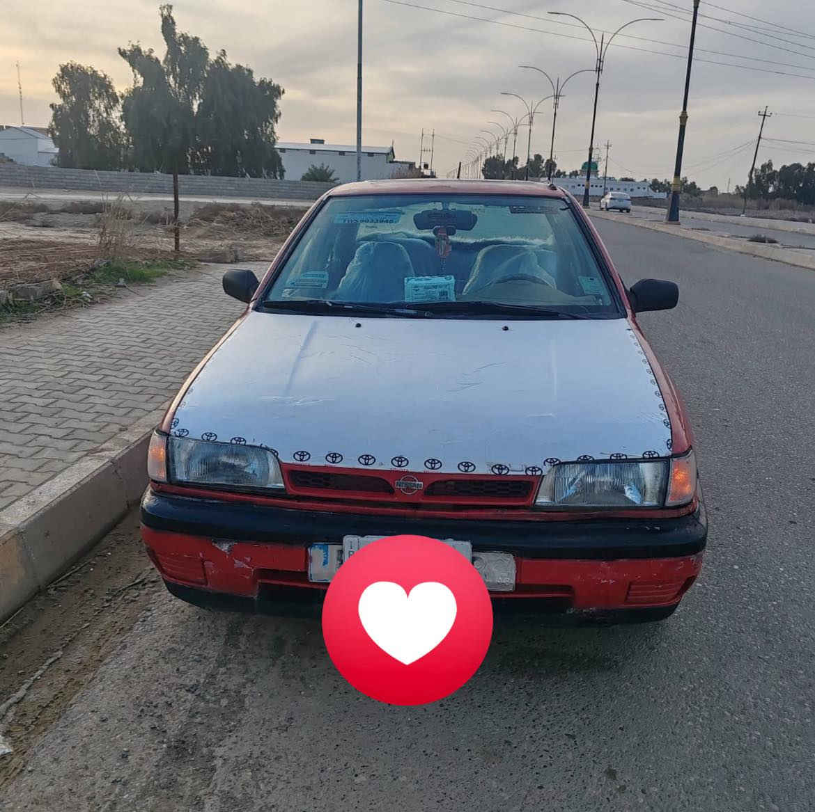 سلام عليكم 
نيسان برايمره
رقم نينوى سنويه الى ٢٨
شرط تحويل كير محرك شرط 
اربع تايرات جدد
صدر خلفي امامي جديد
صبغ عام جماليه 
مراوس حسب القناعه
***********
***********
