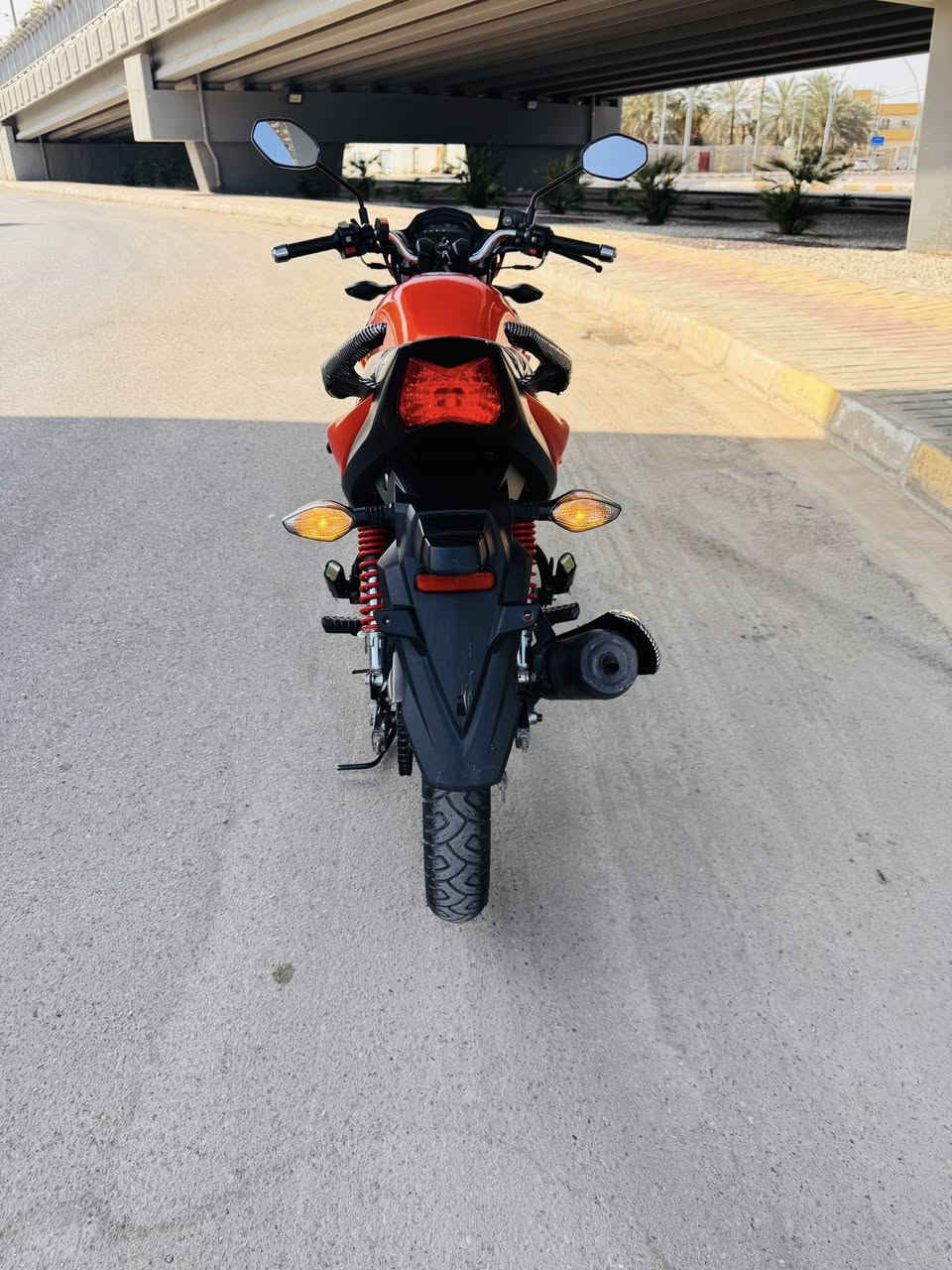 #يا_الله
سلام عليكم

دراجة للبيع نوع هاوجي KA

موديل 2021

نضيفه بمعنه الكلمة

مسجل سنويه بدون لوحة شرط التحويل

كاملة على نضافة الشركة

السعر 15 و نص

مكان الدراجة الرمادي شارع 17

رقم ***********
