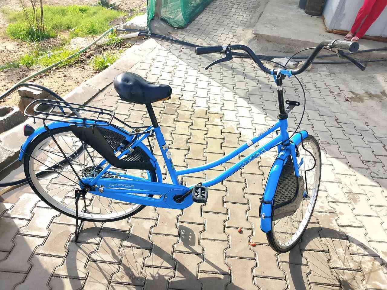 هاذ البيسكل لبيع ادخل خاص(***********)
