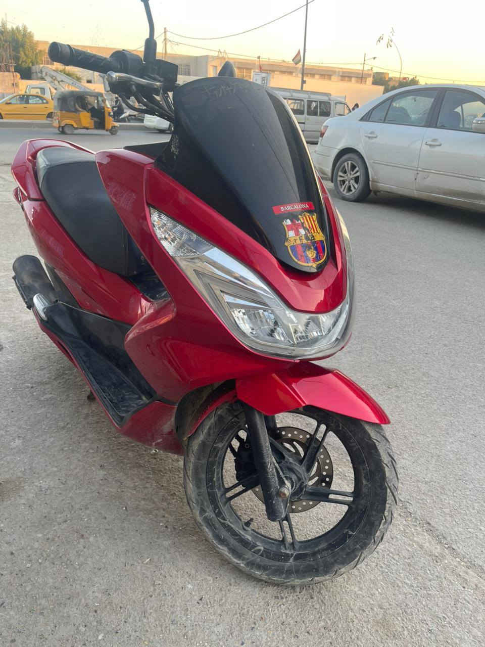 شباب دراجه بيسي اكس جيل ثاني ياباني مكينه 150 حرف اي كل نقص ما بيهه السعر مليون وخمسميه وخمسين بيها مجال قليل ***********
