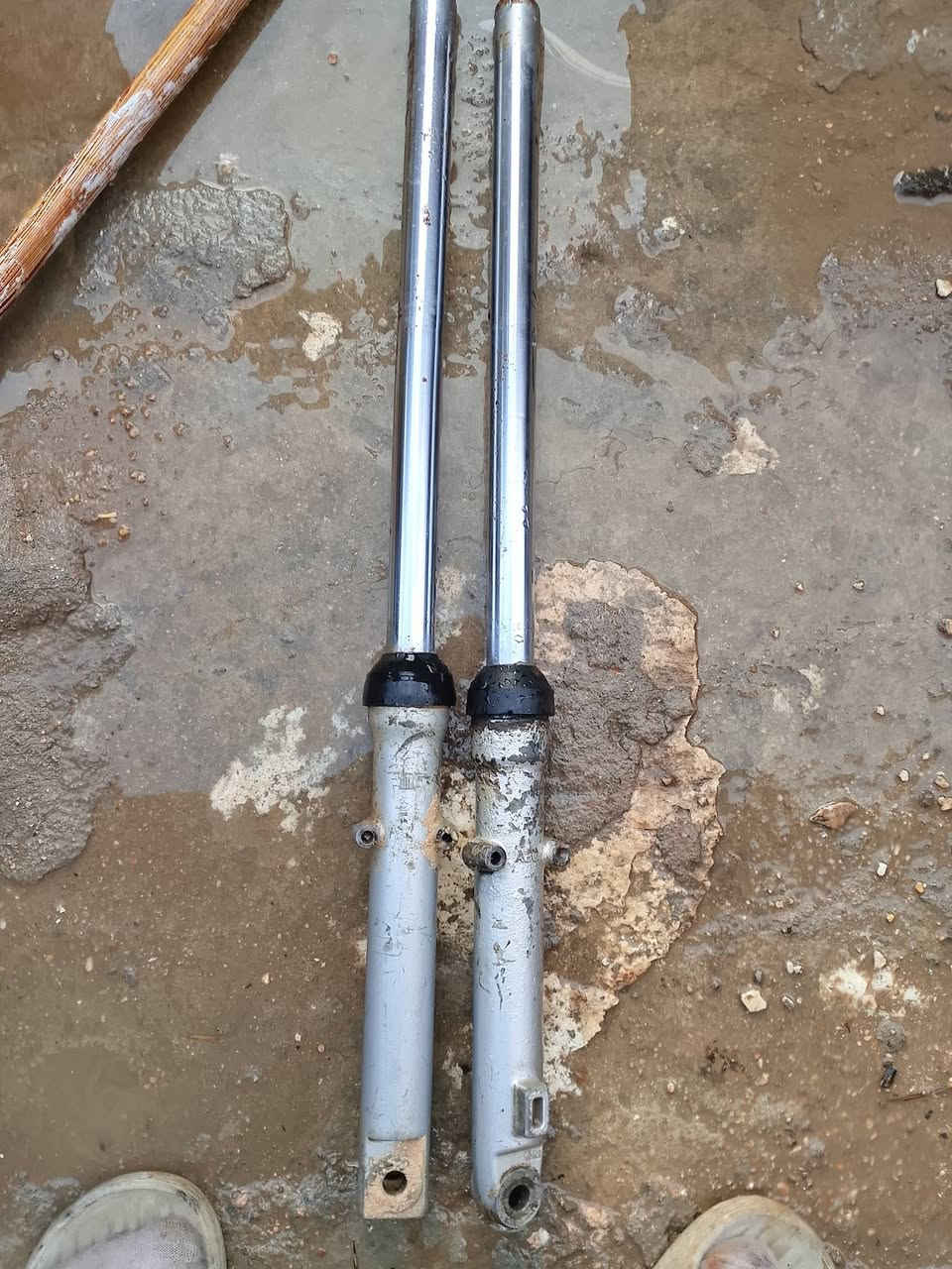 غراض دراجه اربعه كير تاير اصلي  نامه موديل 25.. سكان اربعه كير ..  دبلات نامه اربعه كير اصلي موديل 25 ..دبلات ارشا  اصلي.. صالنصه اربعه كير  اصلي دبلات خلفي ارشا  اصلي .. السعر كلهن بعشرين ألف   بلاش.  تحت السوك .   الاستفسار.  دك على هذا رقم او مراسلتي واتساب *********** مكاني اطويريج رشيده معمل ماي ارو
