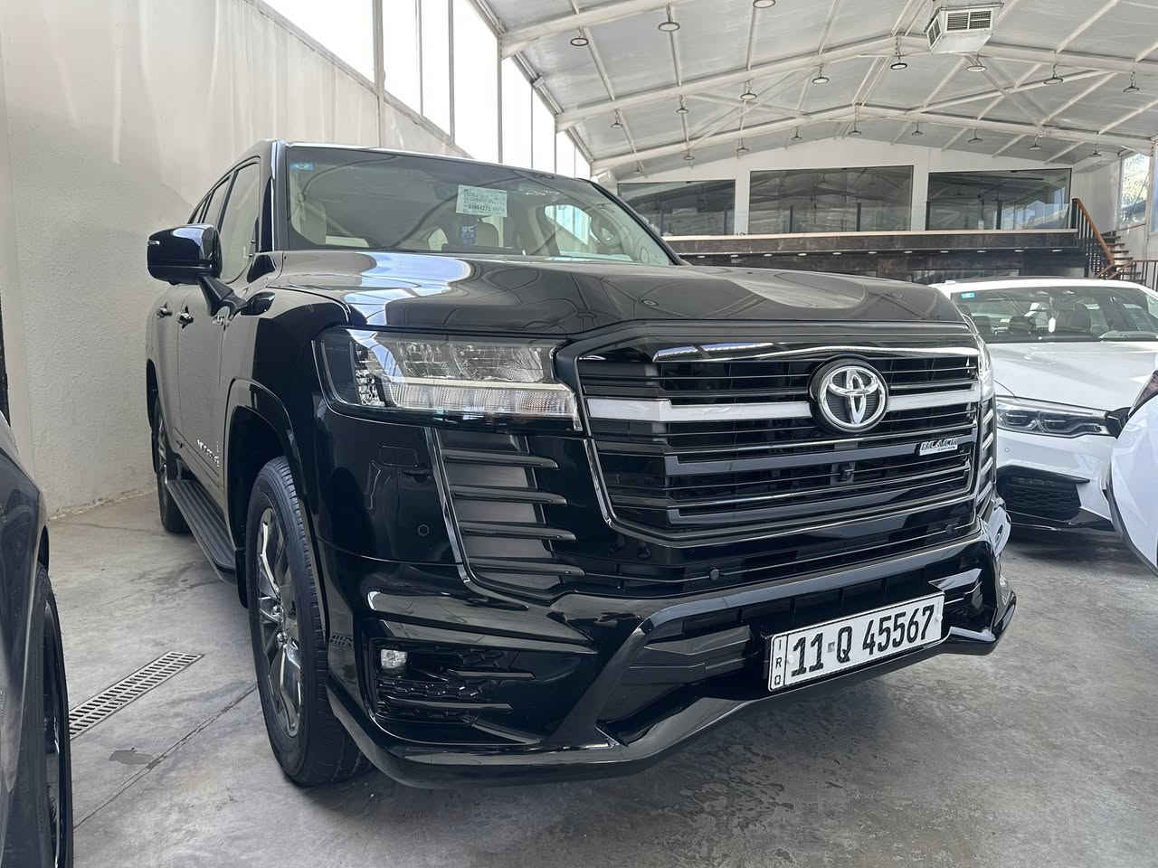 Land cruiser 2024 🎌gxr limited 
لاندكروز 2024 🎌 GXR لمتد بلاك ادشن 
ضمان وكالة ساس 
كامرات محيطية 
تبريد مقاعد امامية 
ثلاجة 
شاحن واير لس 
اناره محيطية 
كفالة عامة ✅
عداد المسافة المقطوعة 24000 k/m 

📍بغداد شركة ابو ظبي چكوك قرب بوابة الكاظمية 

0771 811 1145

0781 844 4044 📞
