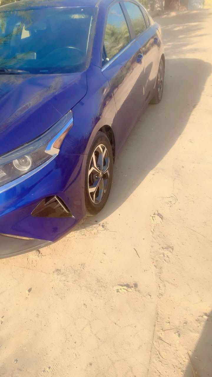 كيا فوتي ‏ موديل 22 سنوية مصبغة عام ￼ معوقين ماكينة 2000 السعر110 ￼ بيها مجال قليل ***********
