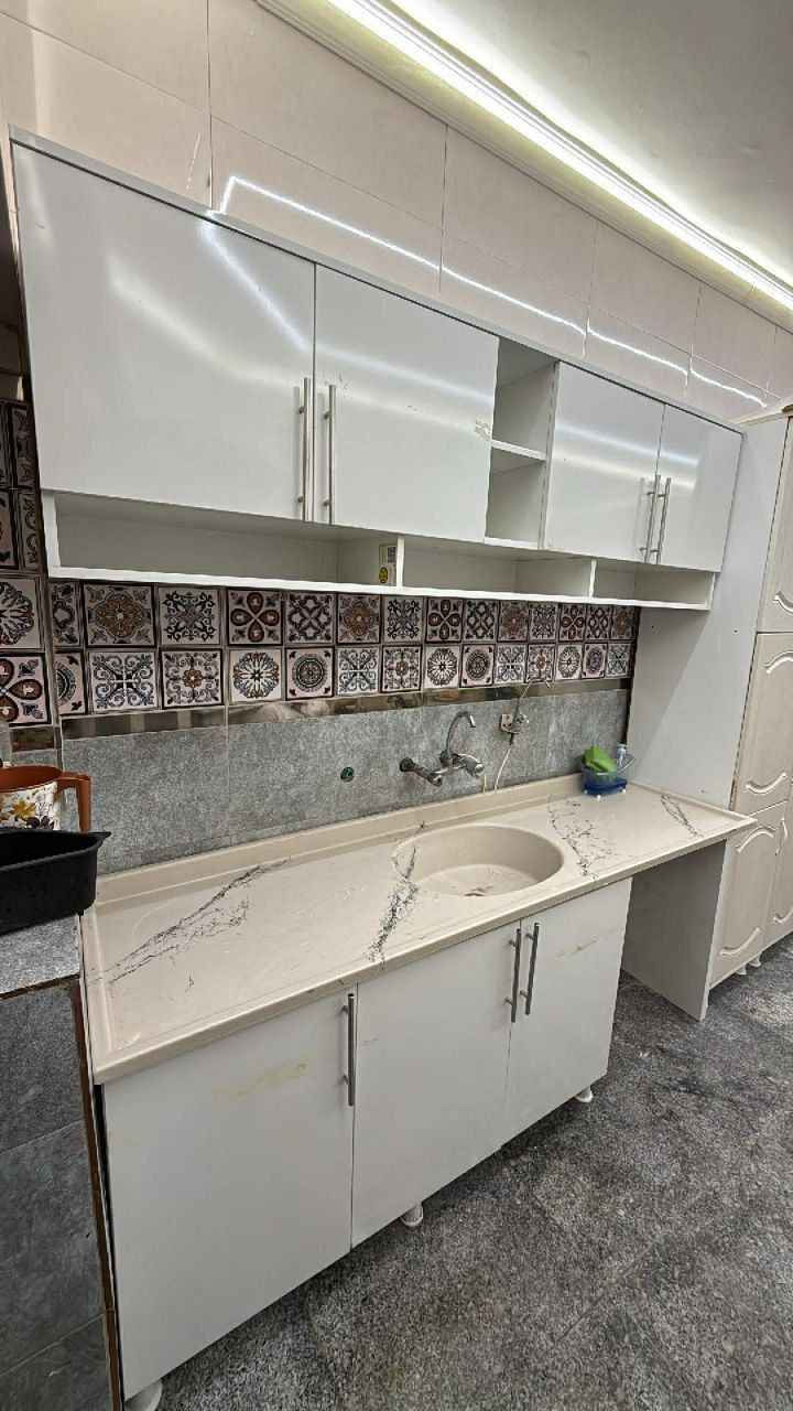 كاونترات قياس مترين مع سنك متر و20سم mdf 
السعر 275 الف 
يوجد توصيل بغداد, العراق


**إذا كنت صاحب هذا الإعلان وتريد حذفه لأي سبب، رجاءا أرسل رسالة إلى الدعم الفني**