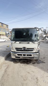 كابسه هينو  دخول جديد رقم بغداد  موديل 2022 كبسه لكزز 8 ونص سيارة جديد...