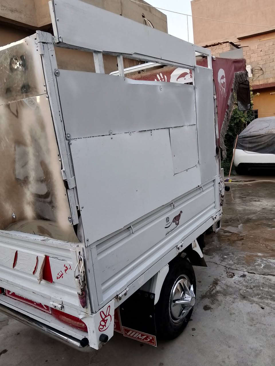 ستوته موديل 22 محرك 26 صفر 
أوراقه كامله بليته 
بيه كمرك 
زوج تايرات جدد جوبلس 
مالت بيت 
جاهزه للشغل 
سعر 1750
***********
