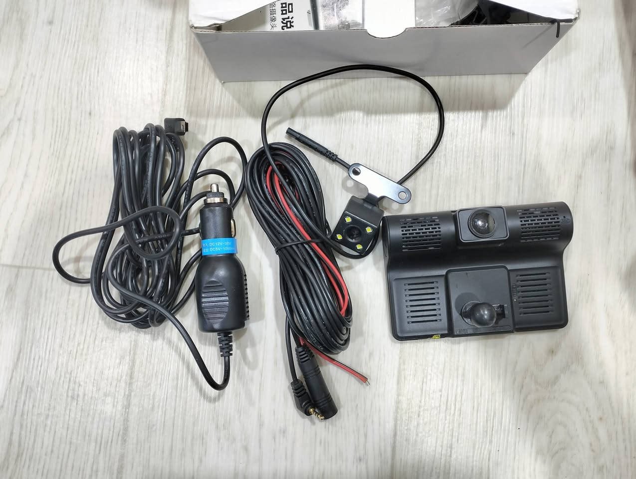 لبيع كامرات اماميه تسجيل وكامره خلفيه


**إذا كنت صاحب هذا الإعلان وتريد حذفه لأي سبب، رجاءا أرسل رسالة إلى الدعم الفني**