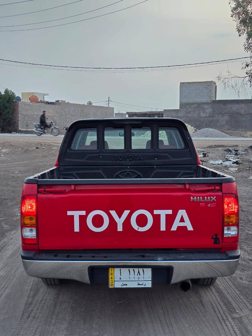 سلام عليكم بيكم فلونزا موديل ٢٠٠٩ رقم واسط سياره مكفوله كفاله عامه علا وضع الشركة سياره جديده بمعنى الكلمة السعر (160)وبيها مجال الرقم للاستفسار*********** المكان الديوانيه عفك
