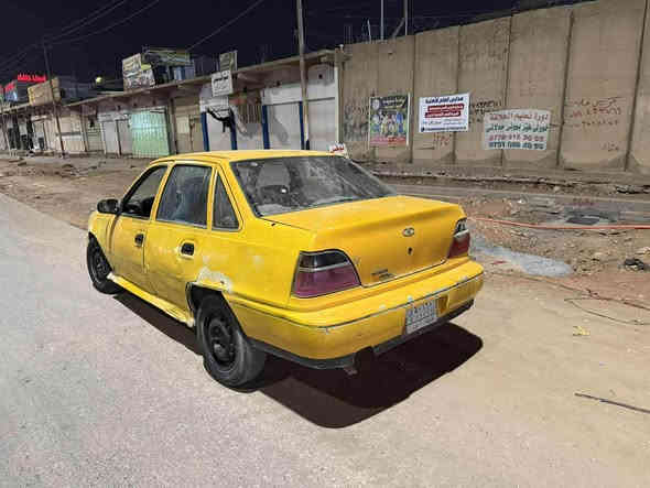 دایو سیلو 
مودیل 1995
دفتر بنزین موجود 
کیر محرک شرط
سعر 13بی مجال قلیل 
سیاره حیتاج سبغ 
شرط حاسبه بە

0750 226 1356 

*********** ديبيس
