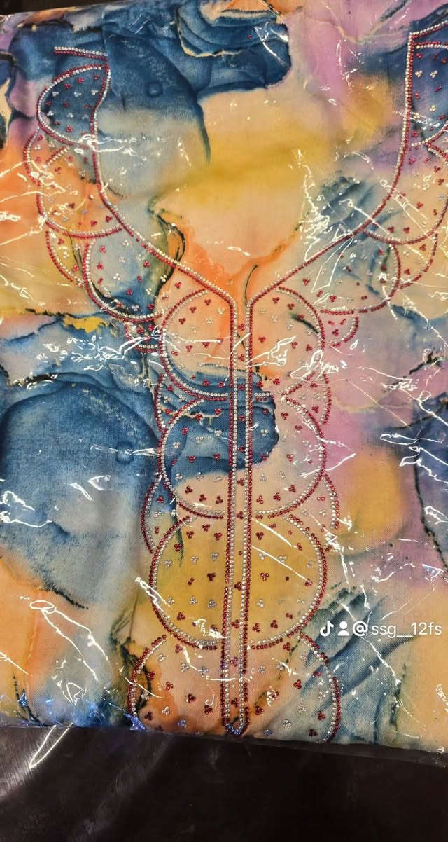 #مخاوير خامه حرير ٤ امتار مع شال جرجيت مشغول
#الحجز والاستفسار ع خاص💌
@إشارة 
#متابعون
#معلقون


**إذا كنت صاحب هذا الإعلان وتريد حذفه لأي سبب، رجاءا أرسل رسالة إلى الدعم الفني**