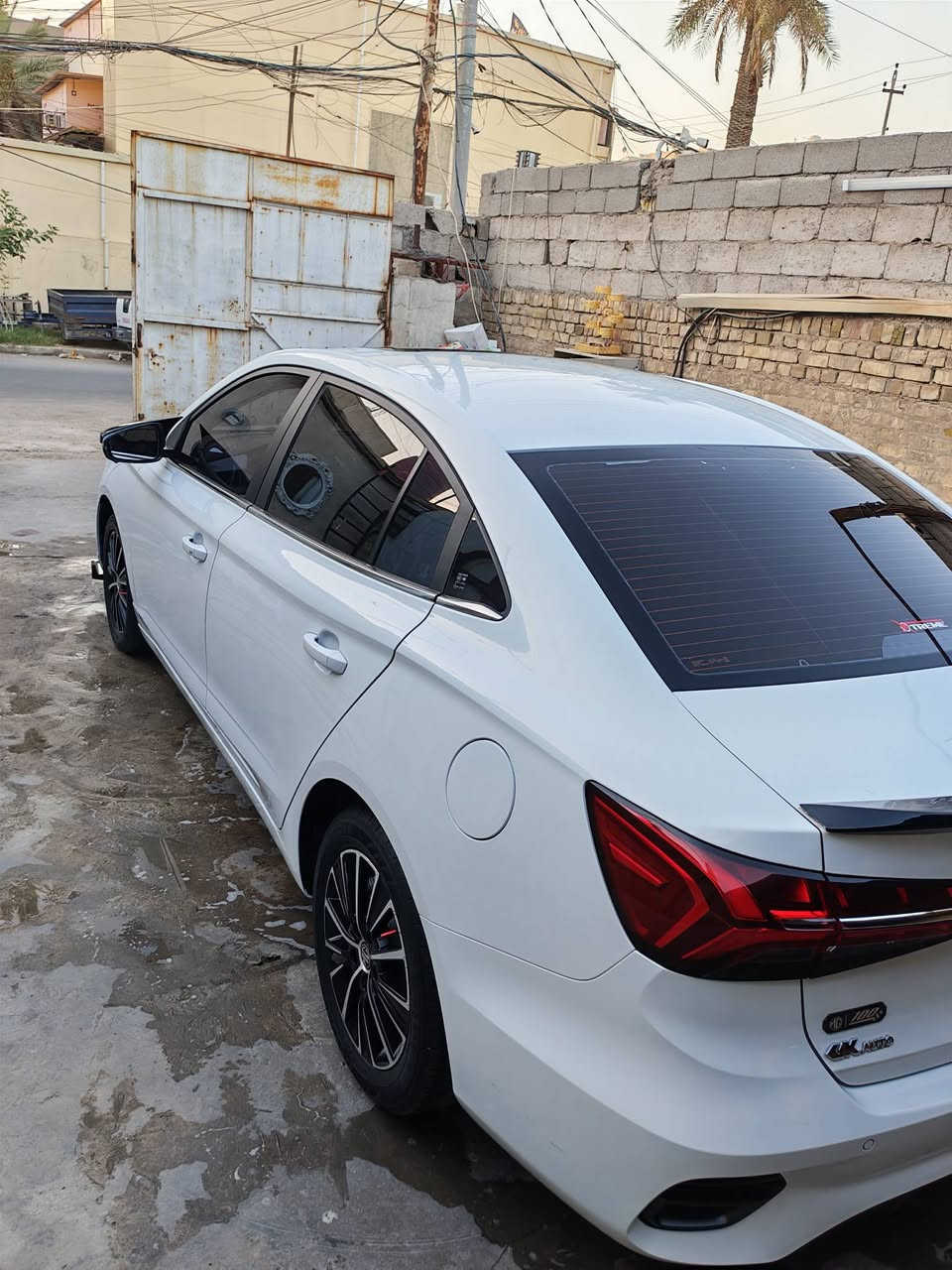 ⁨ ⁨ ⁨ ⁨
⁨ ⁨ ⁨ ⁨ 
 السلام عليكم إخوان للبيع فقط 

MG5 plus خليجي 
رقم بغداد بأسمي تحويل مباشر
السيارة كفاله عامه من الضرر و الصبغ و التبديل 

الموديل 2025
العداد 25 الف كيلو 
 لون ابيض 
مكينه 4 سلندر 1500cc دوش 
ویل قياس 16 إنج
كير تبترونك + -
 كشنات جلد اوف وايت
فتحة سقف سلايد روف
مثبت سرعة ذكي تفاعلي 
دشبول جلد اوف وايت
 شاشه عدادات دجيتال 
 وضعيات قيادة (  نورمال ، ايكو ) 
 فول تحكم ستيرن 
تبريد قطعتين 
 شاشة اصلية قياس 12.6 انج تدعم Apple carplay 
 نظام صوتي 6 سماعات 
 نظام اوامر و تحكم صوتي
 مصابيح أمامية زينون 
لد نهاري 
شاحن لاسيلكي
 بك لايت لد 
 كشاف ضباب خلفي 
 مري كهرباء 
 اشاير بـ المري  
دخول ذكي (بصمة)
 بصمة ابواب صندوك بصمة 
حساس ضغط الإطارات منفذ شحن سریع مزدوج Type-C
 اوتو هولد 
هند بريك بصمه 
حساسات خلفية 
 نظام المكابح المانعة للانزلاق ABS
 نظام التحكم بالثبات ESC
 

السيارة خليجية ام الضمان و كفالة عامة
السعر 18 مليون و900 الف
مكان السيارة بغداد الكاظمية 
***********
