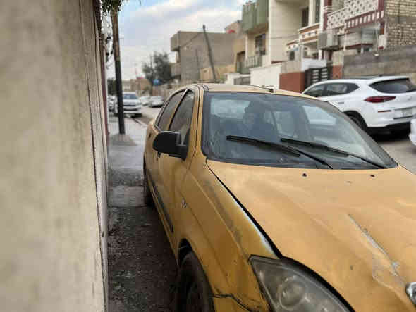 السلام عليكم.  
طيبه 2015  السعر 19.    مكان بغداد الامين 
للاستفسار ‭٠٧٧١ ٨٨٤ ٩٧٢٤‬
