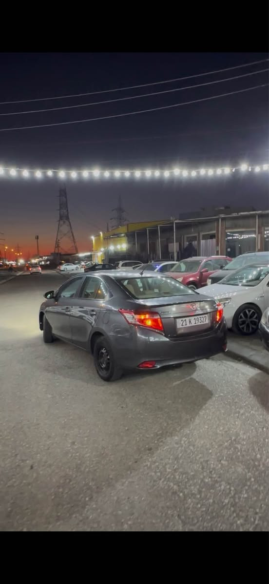 2017
بى سبووغ
مةكينة گةورة ناو زةرد
*********** أربيل, العراق
