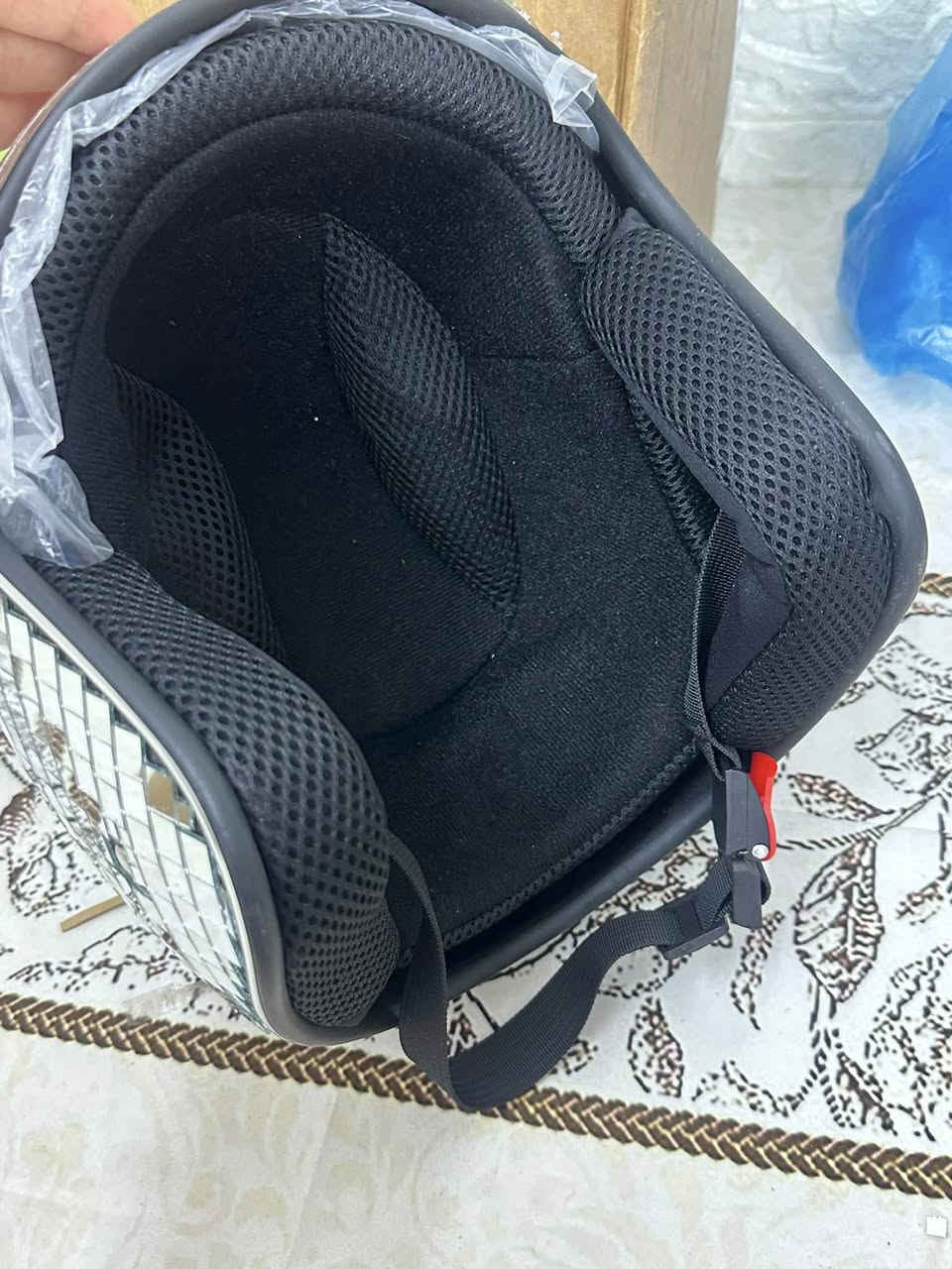 خوذه بيهن ذني شكم وحده واكعات تكدرون تشيلوهن كلهن هم الي يفيده السعر ١٠


**إذا كنت صاحب هذا الإعلان وتريد حذفه لأي سبب، رجاءا أرسل رسالة إلى الدعم الفني**