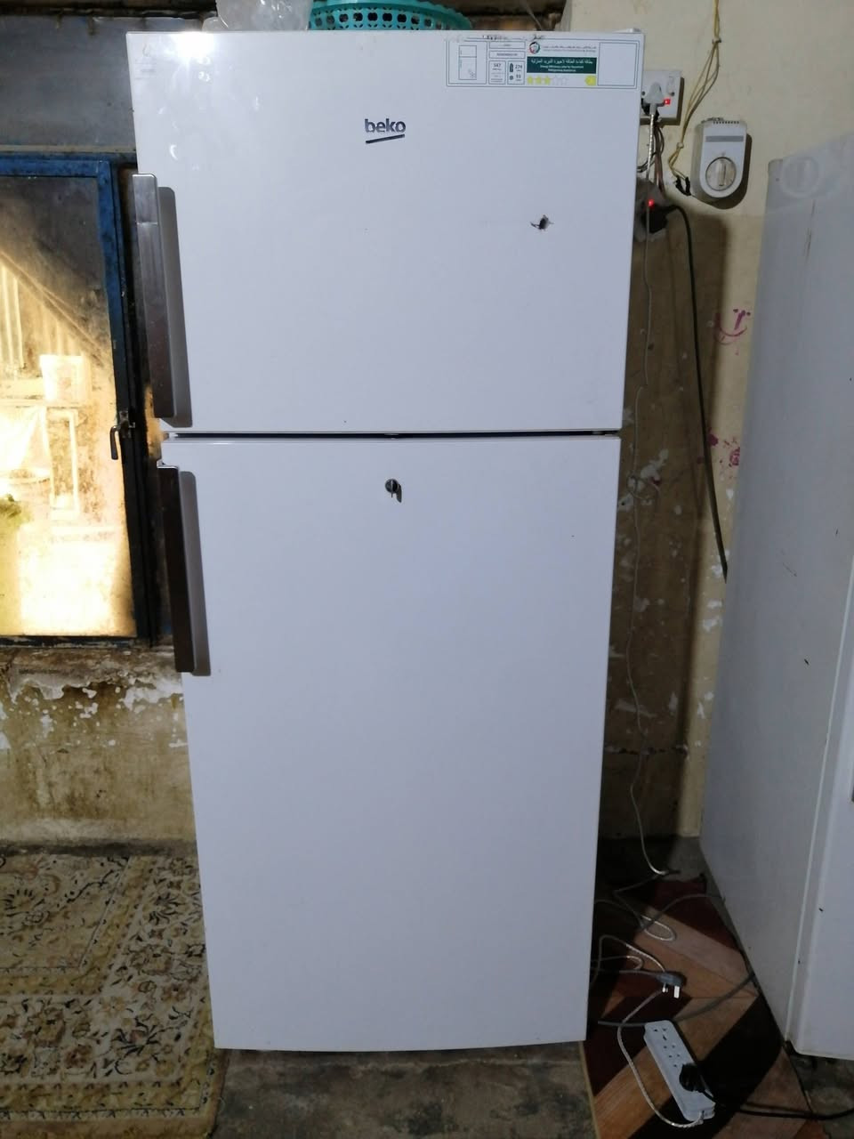 اللهم صلي على محمد وآل محمد
اخوان ثلاجه حجم كبير جديده نضيفه ١٠٠% سعره ٢٢٥ مكان بصره زبير شارع ١٧// ***********
