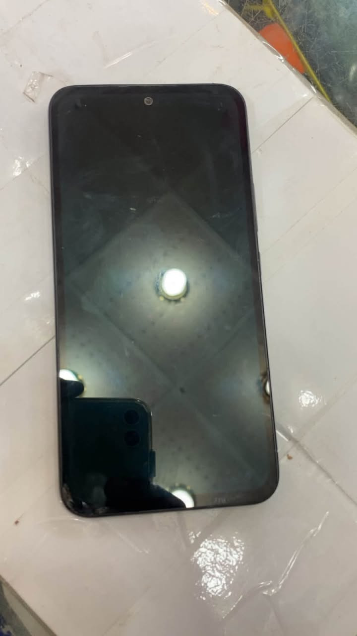 سلام عليكم
جهاز A54 5G ذاكرة 256 جهاز نظيف مامفتوح فقط فطر بالشاشه وكسر بسيط بالطرف وشاصي شخوط بسيطه جدا سعره 225 وبي مجال بسيط ***********
