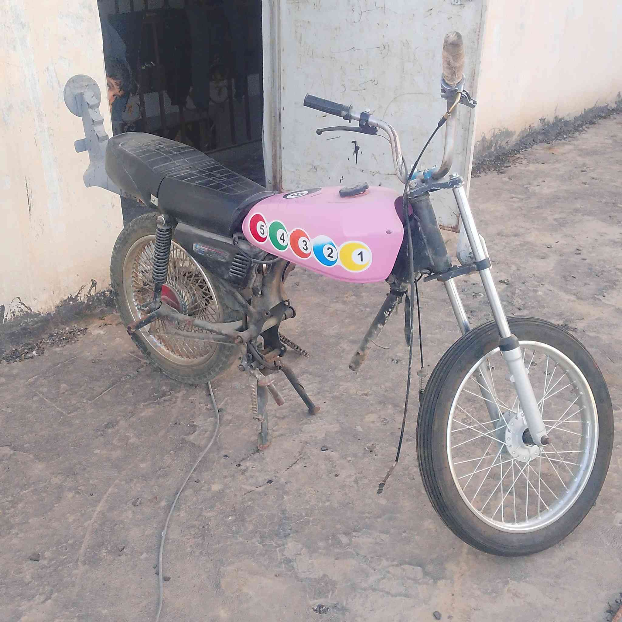 بدون مكينه عوزها بس غسل  كلك كلك كلك مكفوله من لسرقه. 150قفل قفل مكان لعزيزيه ***********
