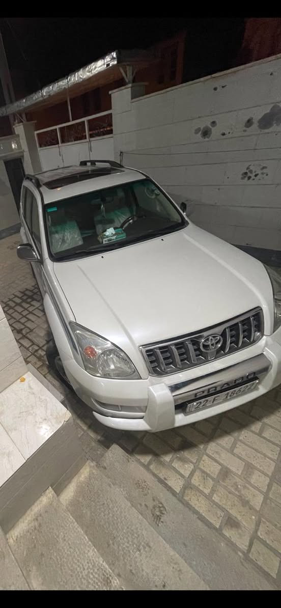 سلام عليكم برادو 2008 لأضربه ولاصبغ مكفوله نضيفه سياره خير من الله دبل اسبير دبل تانكي محرك 6 رقم اربيل بااسمي ماشيه 190 حقيقي دك جرس الشراي يتصل السعر 183 بيها مجال لشراي رقم  ‭٠٧٧٠ ٥٣٥ ١٤٠٧‬ مكان بغداد البنوك
