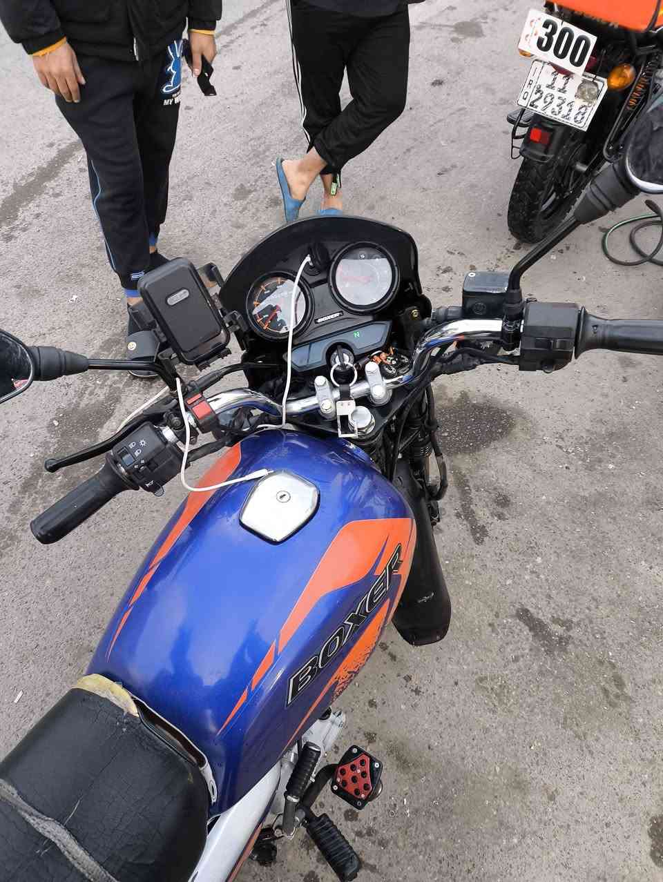 السلام عليكم شباب بوكسر جبلي
موديل2023
رقم وسنويه بسمي تحويل ثاني يوم 
السعر 2100وبيها مجال
الرقم ***********
