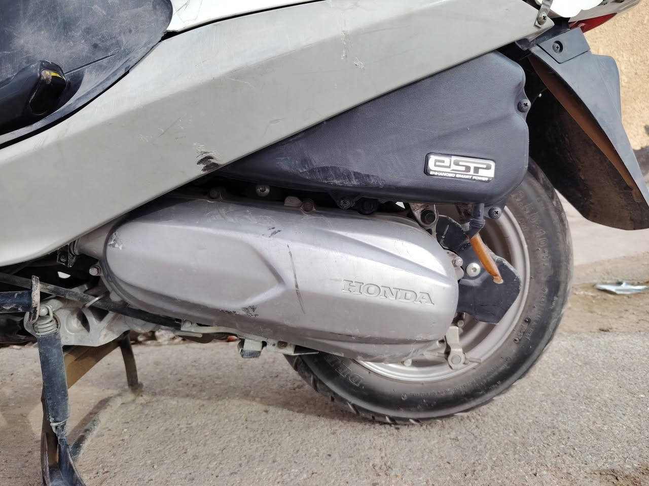 سلام عليكم دراجه سبيسي حديث تجي نوزل مديل  2016 مكفوله كفاله عامه دراجه ياباني ختم من كل مكان يكلي صيني بل خاص حظر كبل روح اسأل وتعالي دراجه محركه اقتصادي 110 SCR سرعه و شلعه سرعه دراجه 120 اي عطل بل دراجه مابيه دراجه صوته حيل ناعم ما بيه رجه او شي سعر الدراجه 950 الف وبيه مجال رقم اتصال (***********)
