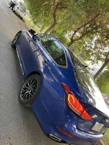 السلام عليكم 
للبيع جينسيس G80 

الموديل 2020 

المواصفات: رادارات 360 درجة 

كامرات محيطية 360 درجة 

تدفئة كشنات خلفية + امامية تبريد وتدفئة

خرن ذاكرة مقعد السائق

3 انظمة قيادة ايكو سبوت نورمل

سستم صوت ليكسكون 

وبعد هواي شغلات جنايه جينسيس يعرفوها مو مال اكتبها 

كت سبورت بلادي المحرك المرغوب 3.800 تنفس طبيعي

السعر 22500$ وبيها مجال 

***********
