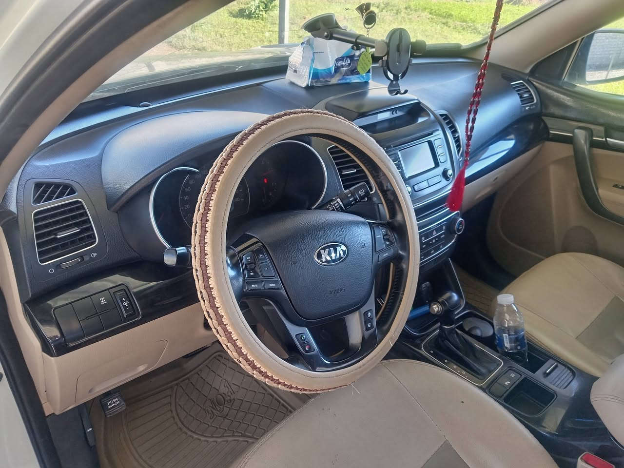 السلام عليكم
سياره سورنتو للبيع موديل 13. لون ابيض خليجي مكفوله كفاله عامه من التبديل والشخط گير شرط محرك 6. رقم صلاح الدين انگليزي جديد سنوية لل 29 شرط التحويل.. المواصفات بصمة تشغيل كشن كهرباء كامره خلفيه حساسات امامي خلفي فول الفول عدا الفتحه وبعد بيه مواصفلت السعر 185$وبي مجال قليل
بس رحمه لوالديك أقره المنشور زين  بعدين خابر ولاتنطي سعر من عندك مكان السياره {القيارة قريه امام غربي} للاستفسار الاتصال *********** غير متواجد عل خاص
