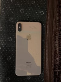 Xs max 🔷 بطاريه قبل يومين مبدله اصليه وبي شاشه مكسوره بس ما بيها تأثير...