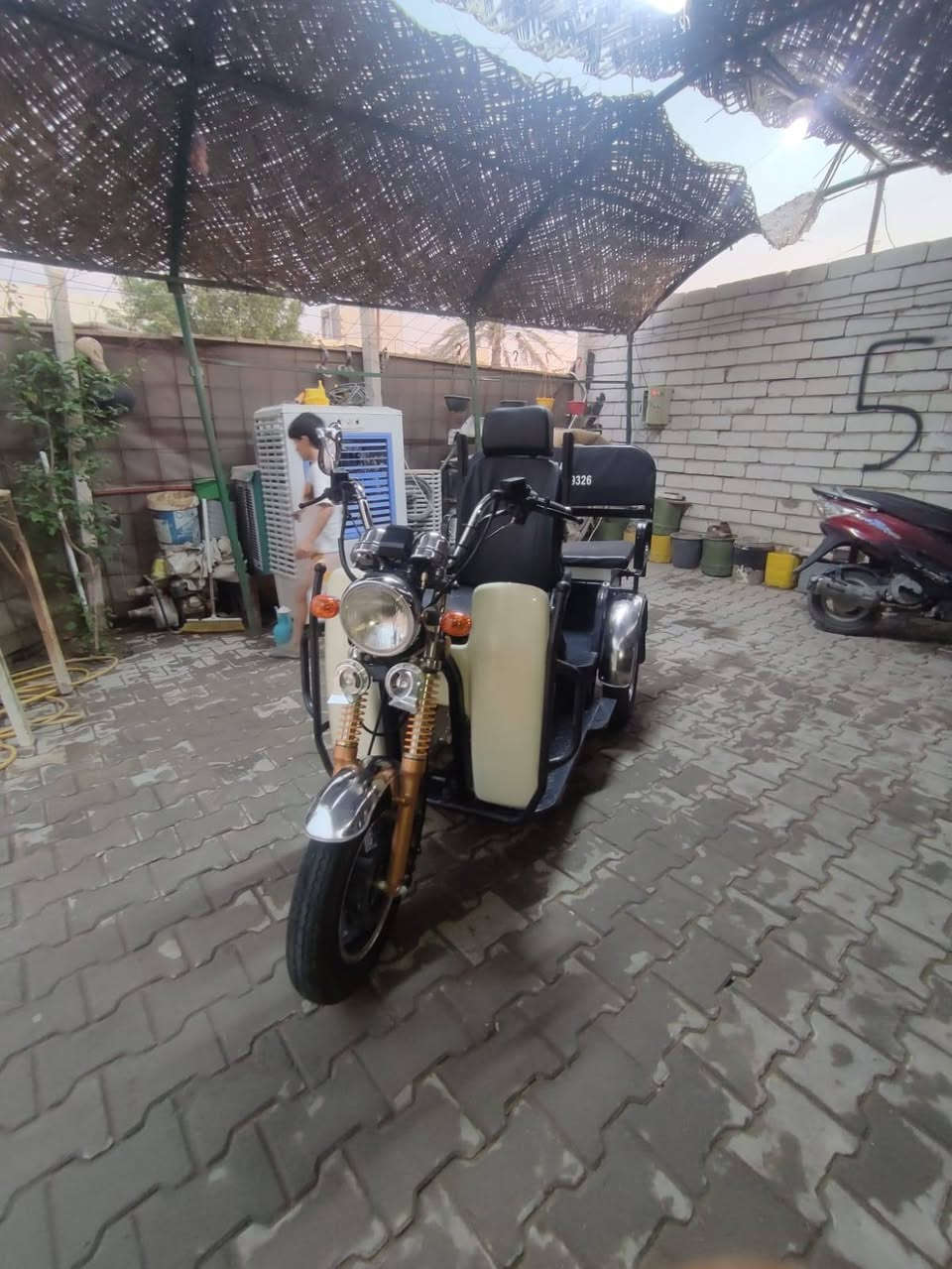 السلام عليكم
دراجه للبيع موديل 2021
مستخدمه شي قليل كلش جديده 
مكينه 110 اربع نمر وبيه بك 
السعر مليون وبيه مجال 
مكاني نجف الرقم 
***********
