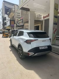 للبيع سبورتج 2023 ماشية 40  الف خليجي كلين  ℘ ضربة ولا صبغ ولا بارد  ف...